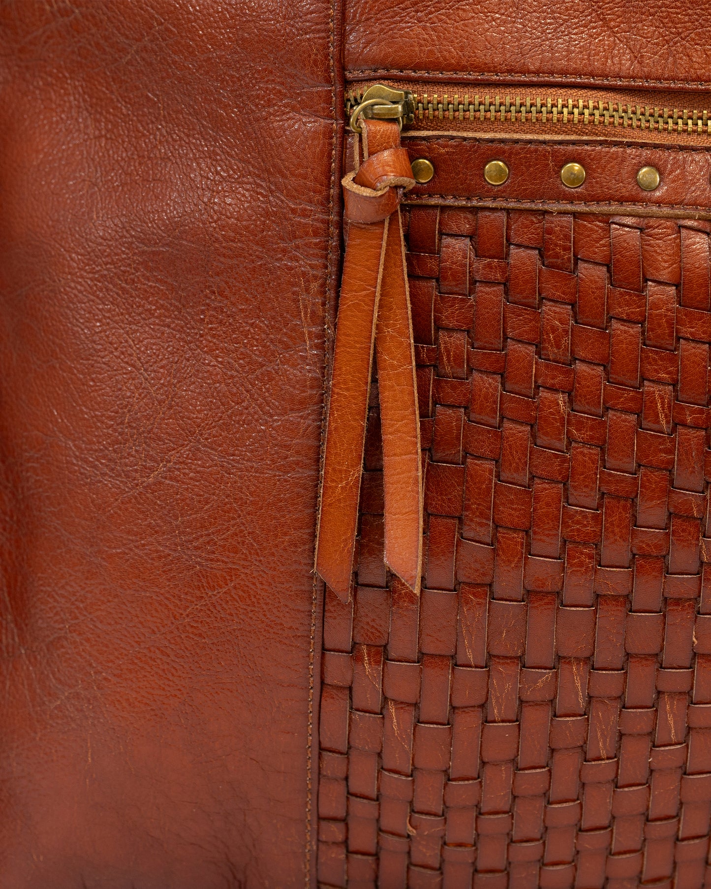Women's Hobo Bag in Brown Faux Leather – Boho Chic Style with Braided Details