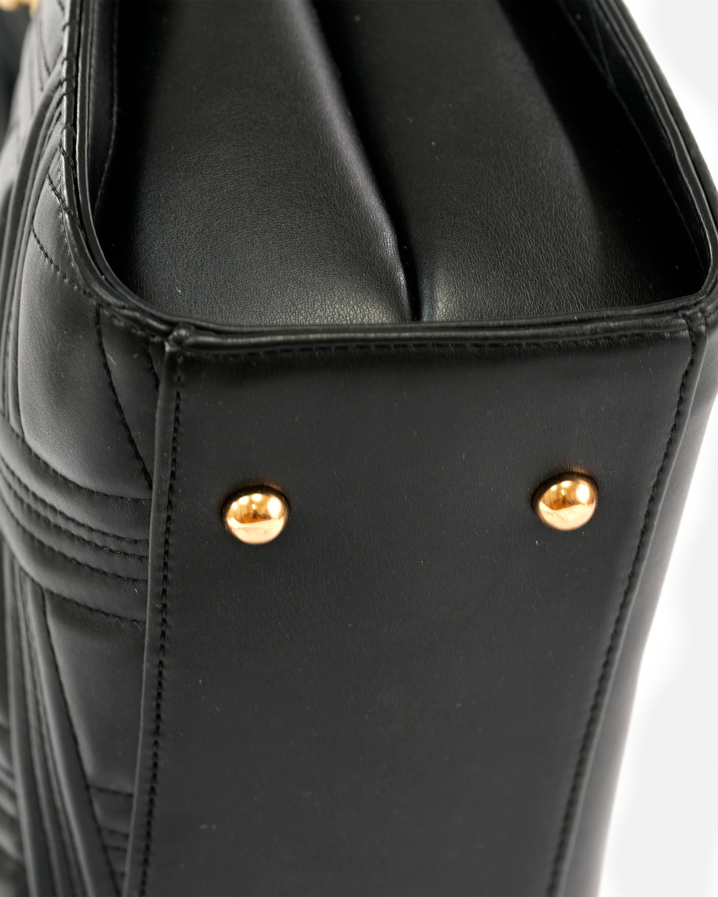 Bolso de Mano Texturizado con Detalles Metálicos y Asa Larga Extraíble