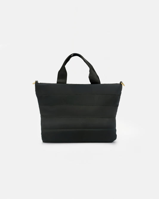 Bolso tote nylon acolchado con diseño urbano y funcional