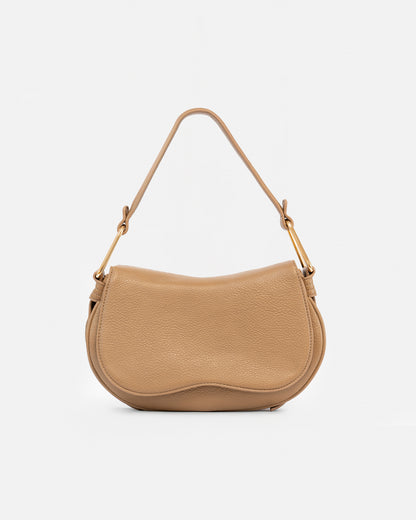 "  Bolso de Hombro Estilo Saddle con Asa Metálica"