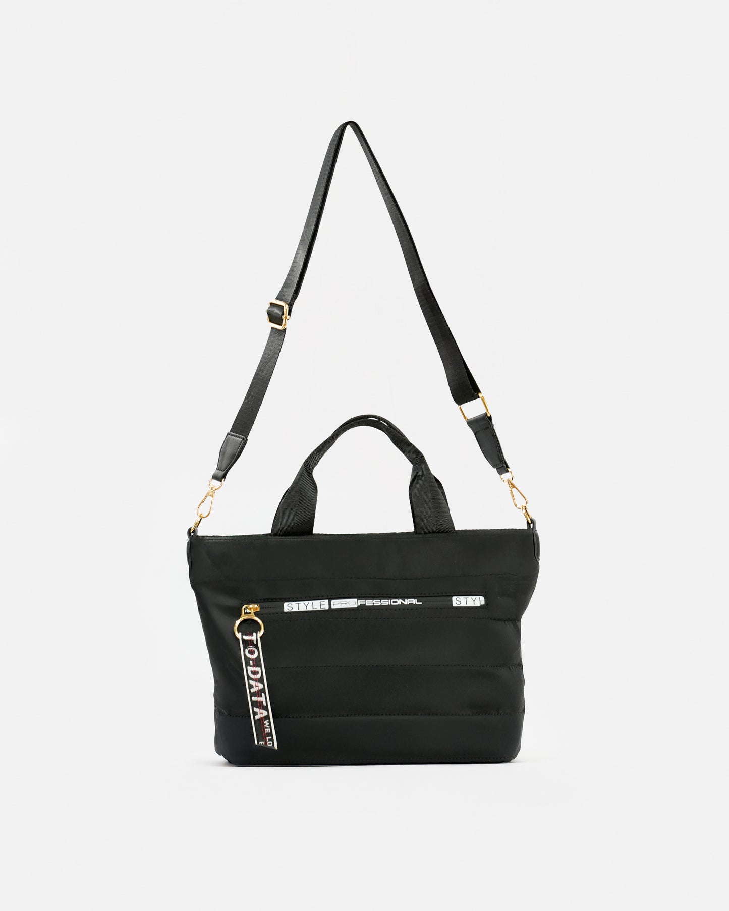 Bolso tote nylon acolchado con diseño urbano y funcional