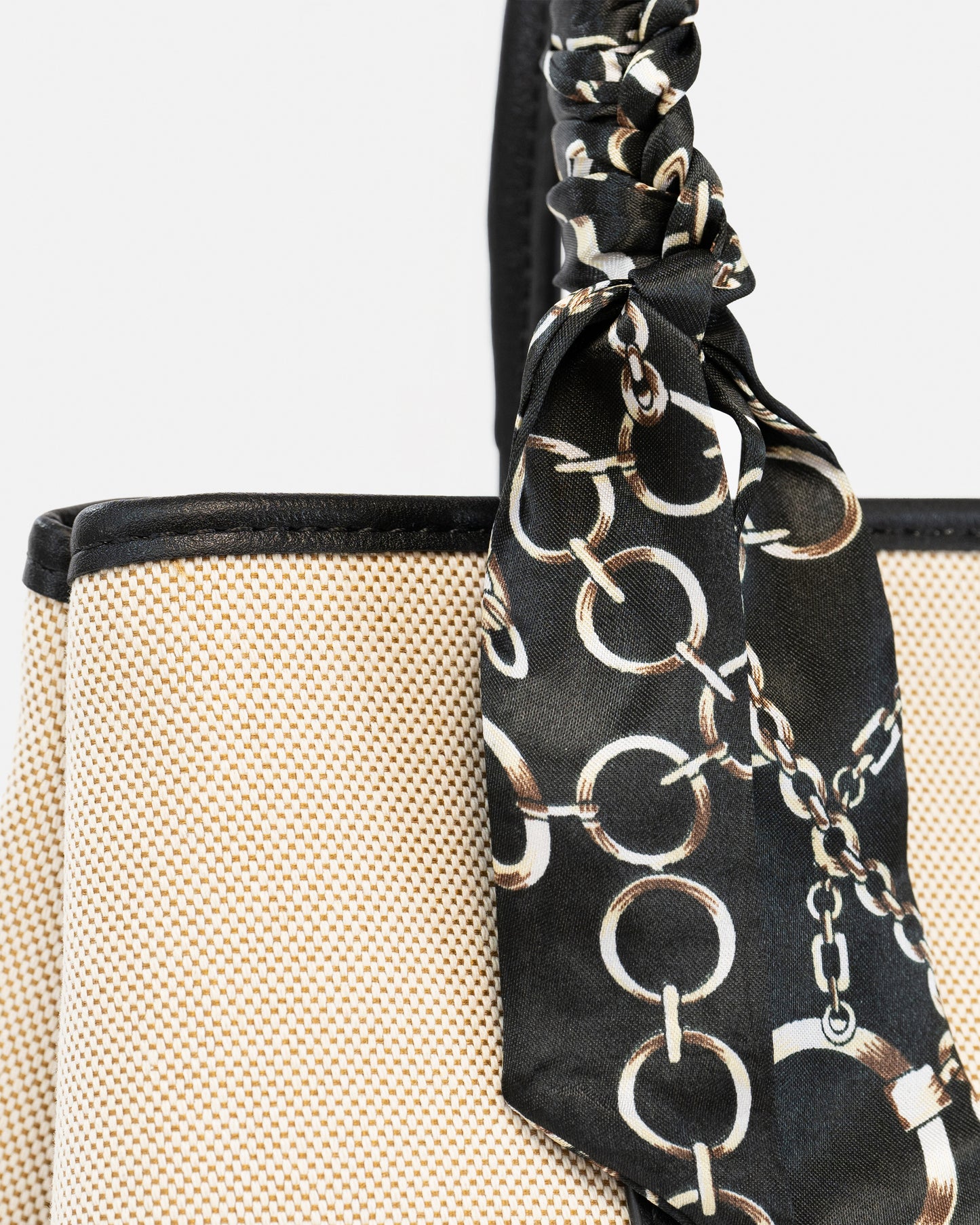Bolso de mano tipo satchel