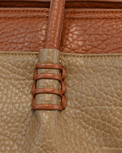 Bolso de Mano Texturizado y asa adicional para hombro